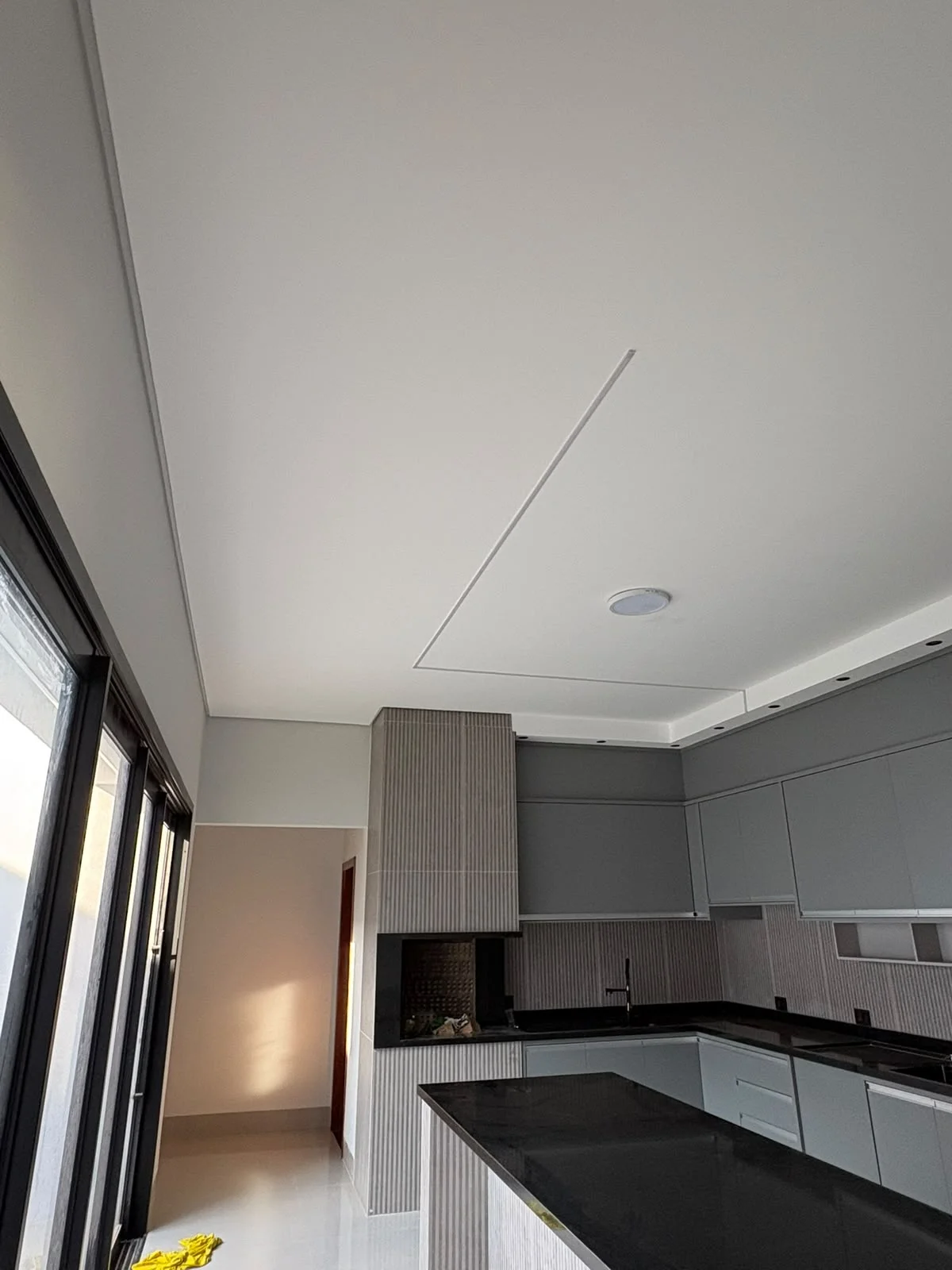 Paredes em drywall montadas com agilidade e obra limpa